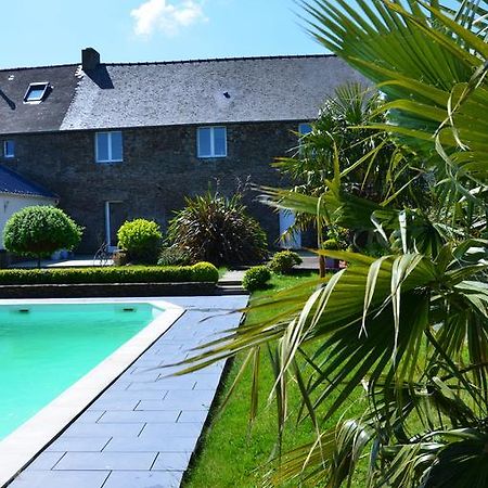 Maison D'Hotes La Closeraie De La Baie Сен-Мелуар-дез-Онд Экстерьер фото