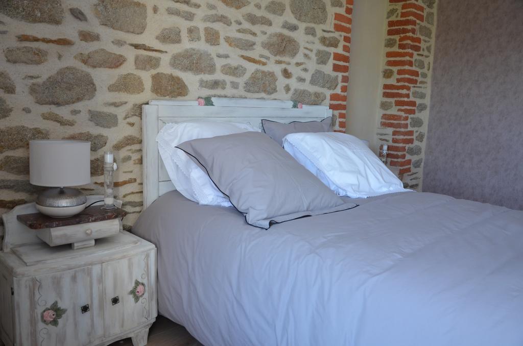 Maison D'Hotes La Closeraie De La Baie Сен-Мелуар-дез-Онд Экстерьер фото