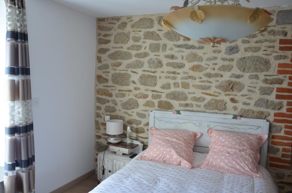 Maison D'Hotes La Closeraie De La Baie Сен-Мелуар-дез-Онд Экстерьер фото